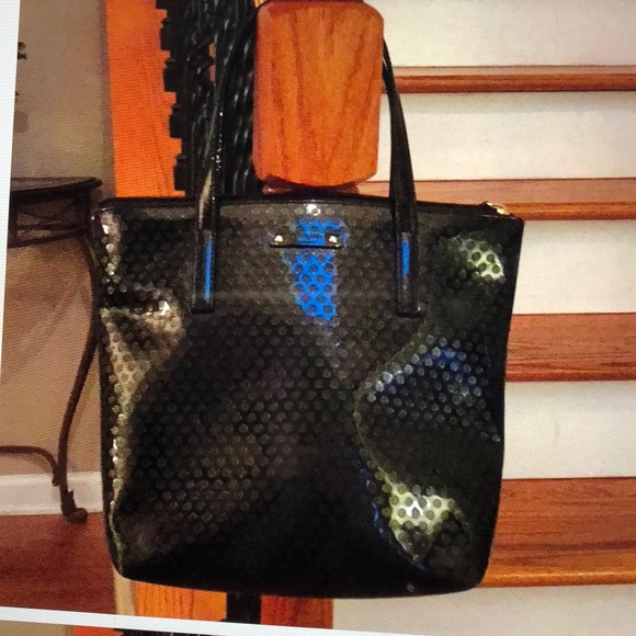 kate spade Handbags - New without Tags Kate Spade Leather Tote